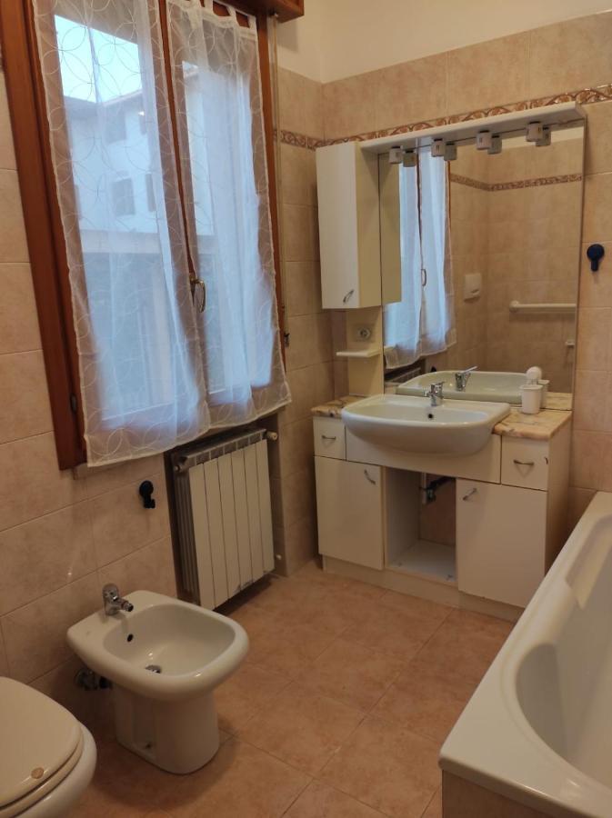 Casa Al Mare Lägenhet Venedig-Lido Exteriör bild